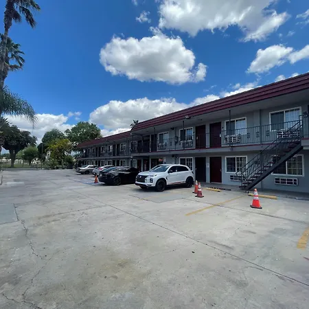 Simplestay Suites - Downtown San Bernardino-2