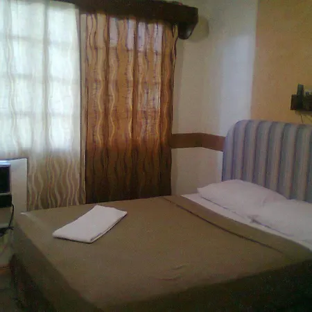 Golden Stallion Suites-3