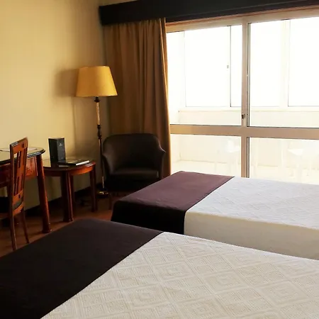 Golden Tulip Porto Gaia-3