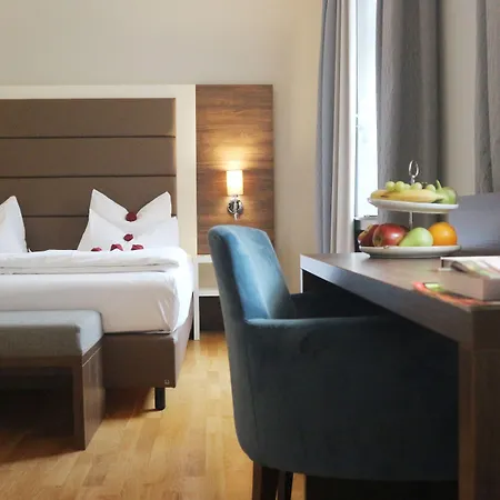 Hotel Haus Delecke-3
