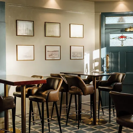 Hotel Australasia-2