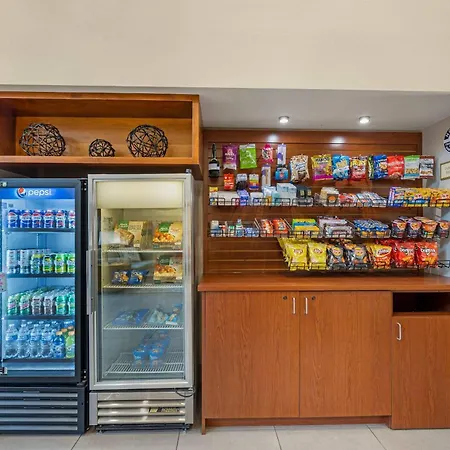 Country Inn & Suites By Radisson, Des Moines West, Ia-2