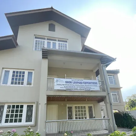 Snow Leopard Lodge-2