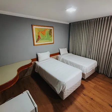 HOTEL DEL REY CURITIBA by POTY - NA FAMOSA RUA XV DE NOVEMBRO-2