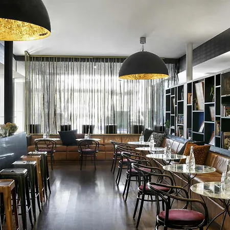 Peppers Gallery Hotel-2