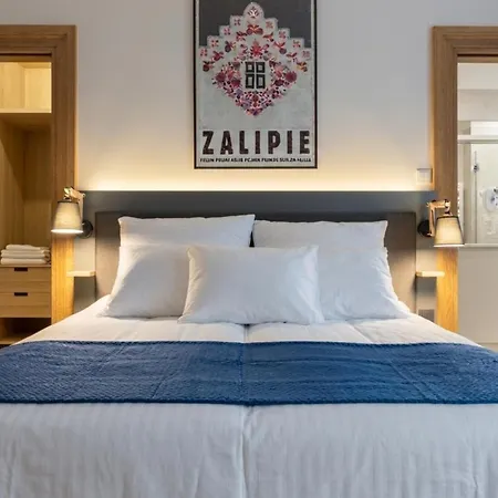 Stradonia Serviced Apartments-3