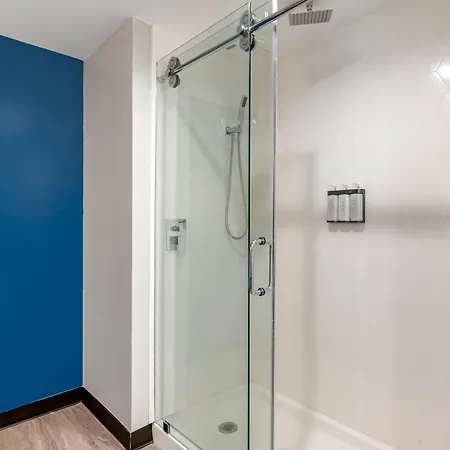 Cambria Hotel Orlando Near Universal Theme Parks-2