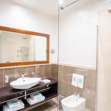 Splendido Bay Luxury Spa Resort-2