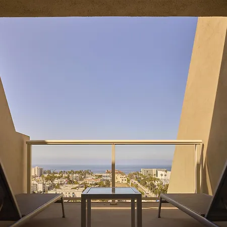 Hyatt Centric Delfina Santa Monica-2