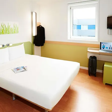 ibis budget Glasgow-3