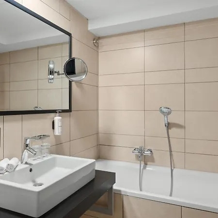 Park Inn By Radisson Sarvar Resort & Spa-2