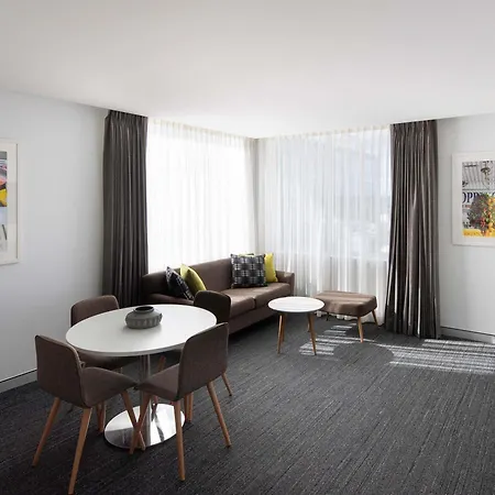 Mercure Sydney Bankstown-2