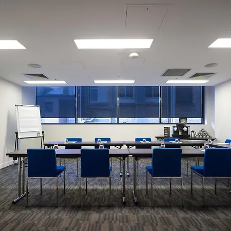 Ibis Styles Brisbane Elizabeth Street-2