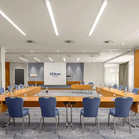 Hilton Duesseldorf-2