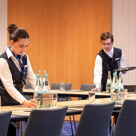 Maritim Hotel Wuerzburg-3