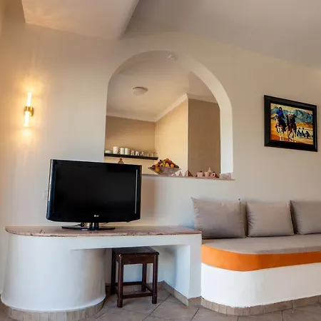 Intouriste Hotel & Suites-2