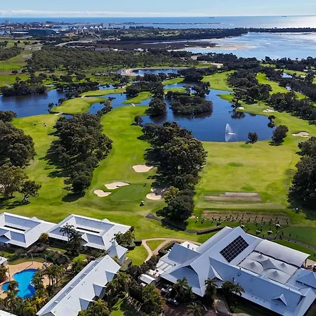 Mercure Bunbury Sanctuary Golf Resort-3