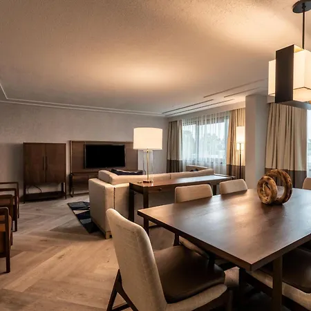 Marriott Lexington Griffin Gate Golf Resort & Spa-3
