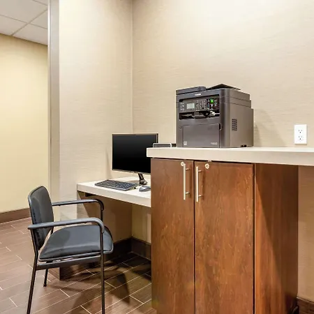 Comfort Inn & Suites-2