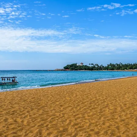 Calamander Unawatuna Beach-3