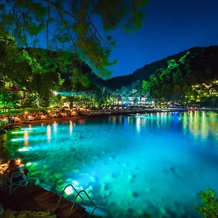 Hillside Beach Club-2