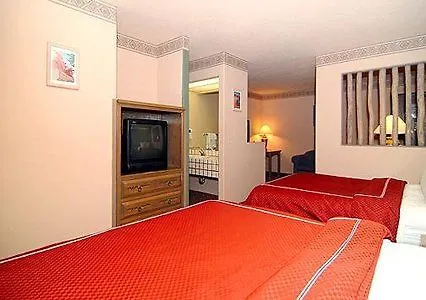 Comfort Suites Taos-3
