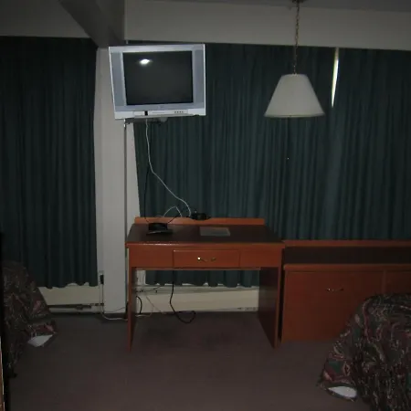 Red Coach Inn-2