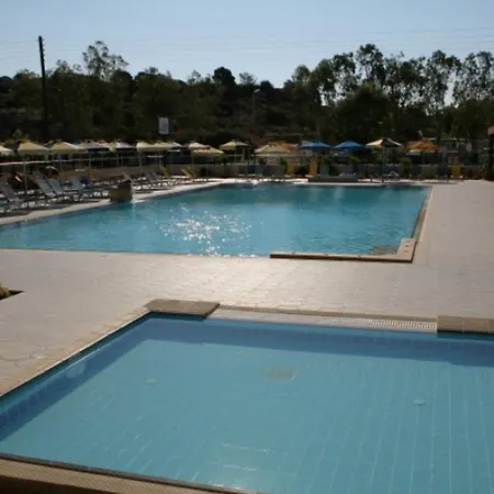 Relax Hotel-2