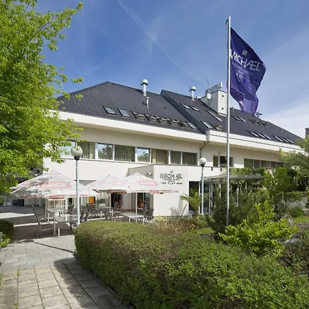 Hotel Michael-3