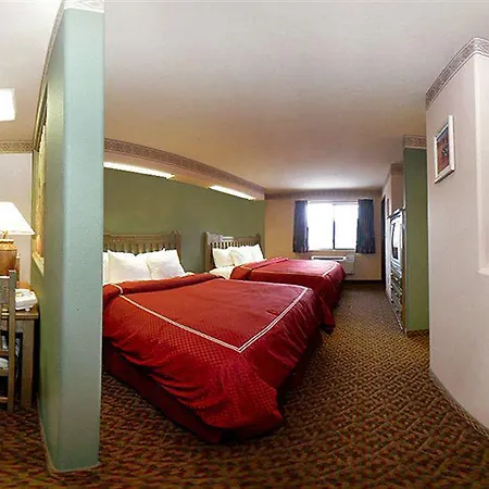 Comfort Suites Taos-2