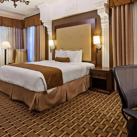 Best Western Plus San Pedro Hotel & Suites-3