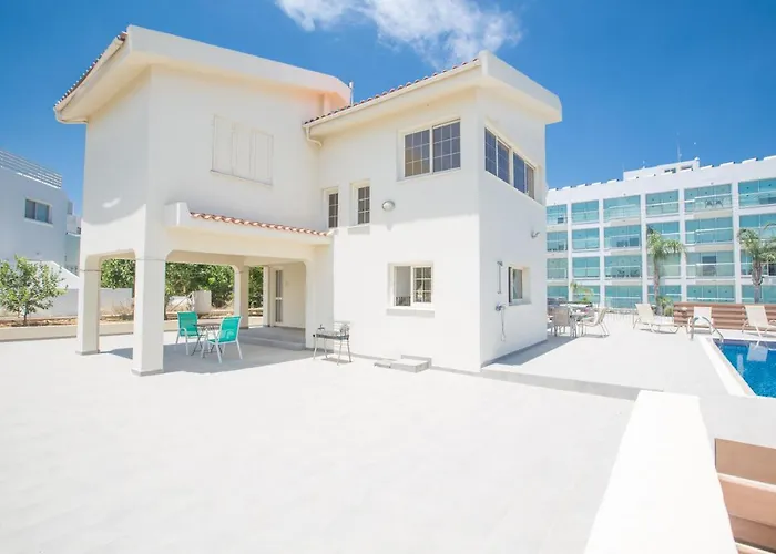 Holidays home Delfini s