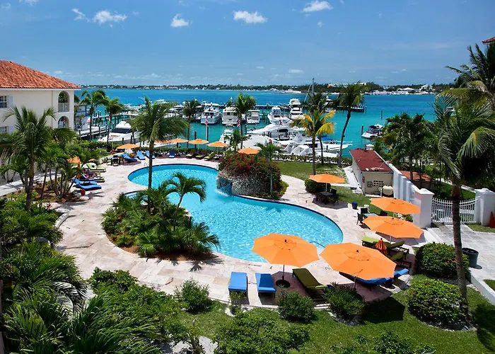 Paradise Harbour Club & Marina