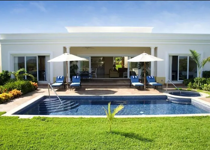 Jacuzzi hotel: Pueblo Bonito Emerald Luxury Villas & Spa All Inclusive