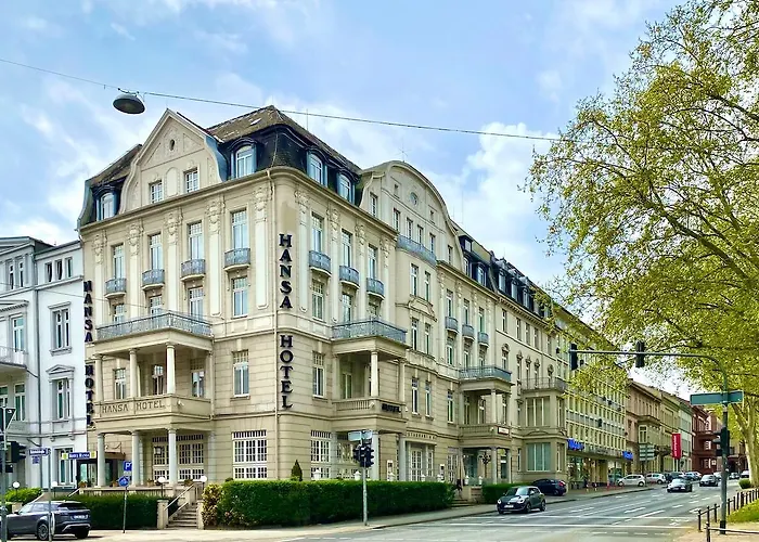 Star-Apart Hansa Hotel
