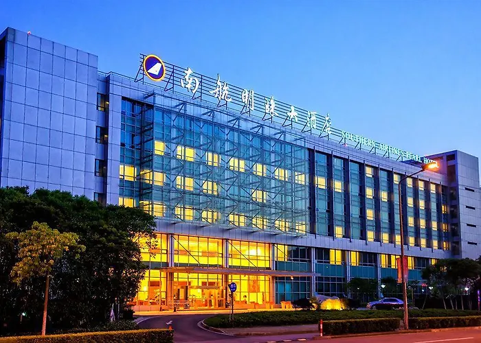 Shanghai Southern Airlines Pearl Hotel