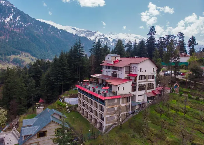 Hotel Snowcrests Manor