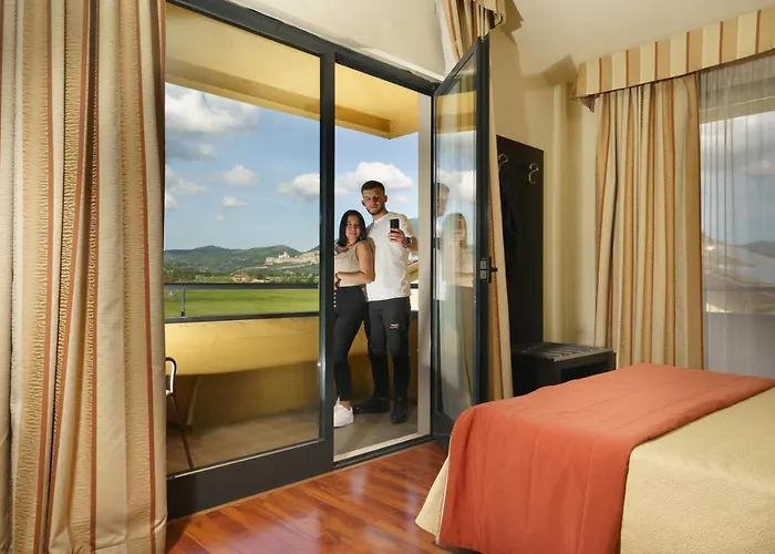 Hotel Cristallo Di La Rosetta Srl