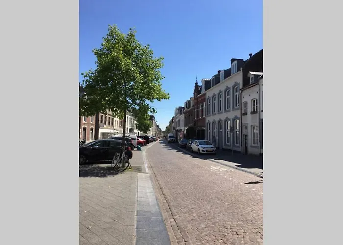 Stadsvilla met patio in centrum Maastricht