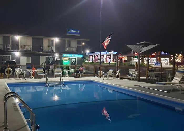 Courtside Inn