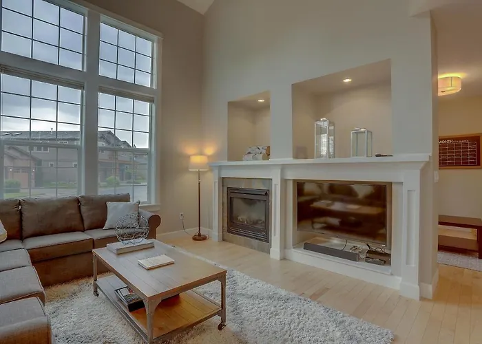 Vantage Point Townhouse