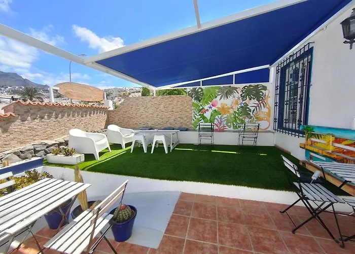 Endless Summer House (Adults Only)