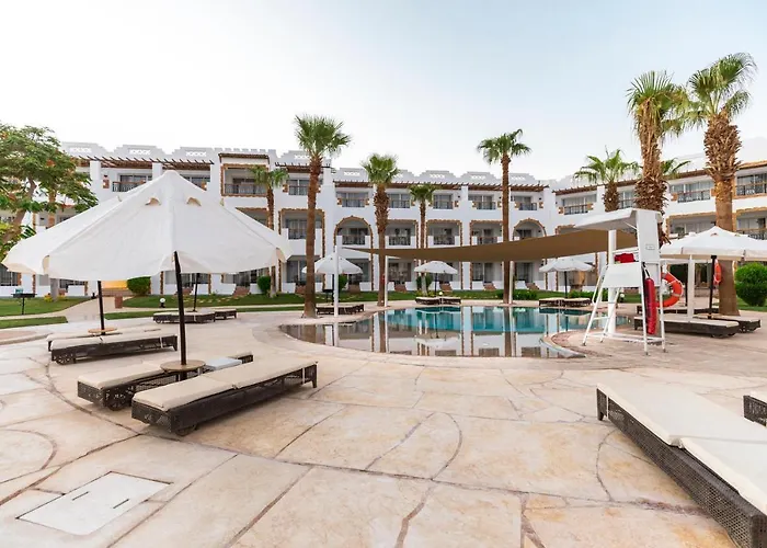Family Friendly Hotels Sunrise Remal