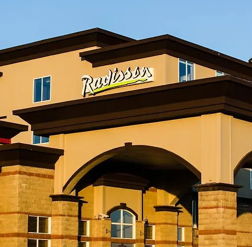 Radisson Hotel & Suites Fort Mcmurray
