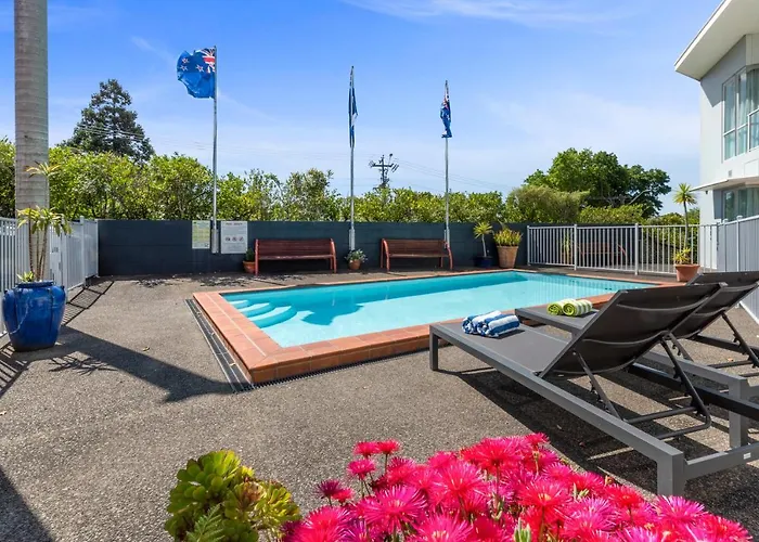 Aristotles North Shore