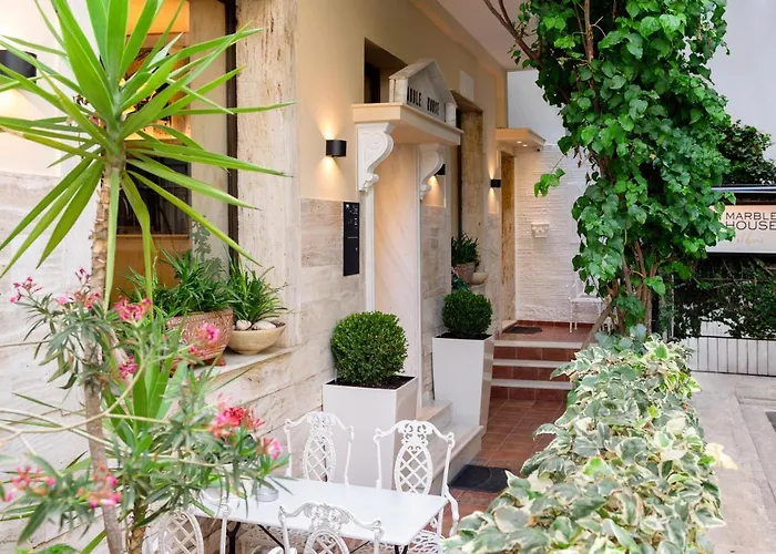 Günstiges Hotel: Marble House