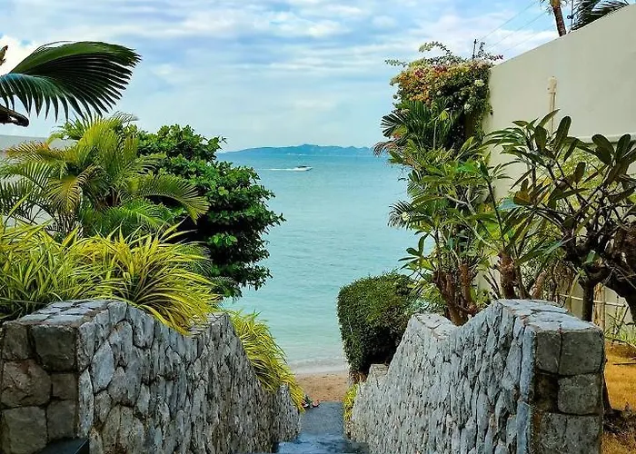 Vacation rental: Majestic Residence Pool Villa Private Beach