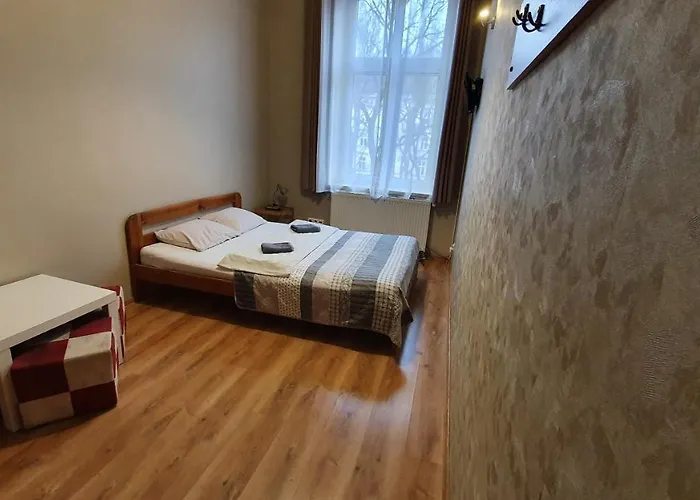  Dream & Apartments