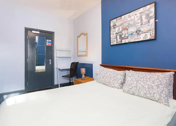 Hotel near College: Russell Scott Backpackers - Sheffield
