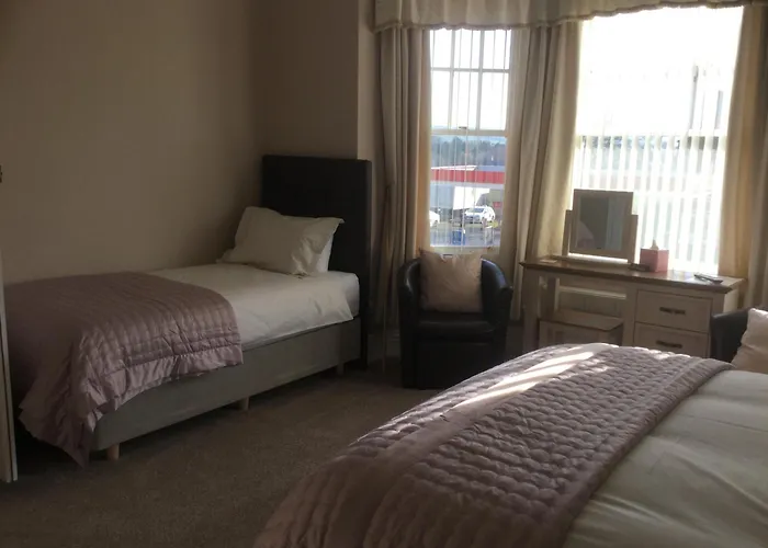 Guest house: Glenora Guest House